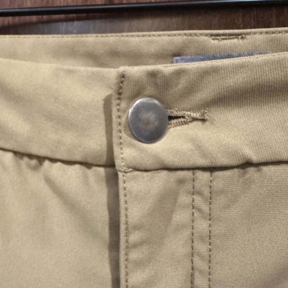 VRST Dark Khaki Men's Flat Front Shorts - Picture 4 of 6